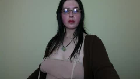 Snapshot of velira_ chatting on March 11, 2026, 2:28 am velira_ online show from March 11, 2026, 2:28 am