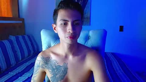 Snapshot of velk_hot1 chatting on February 25, 2026, 2:05 pm velk_hot1 online show from February 25, 2026, 2:05 pm