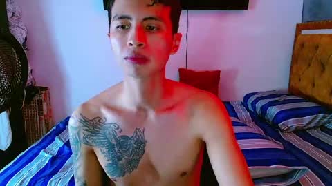 velk_hot1 online show from May 26, 2026, 1:07 pm
