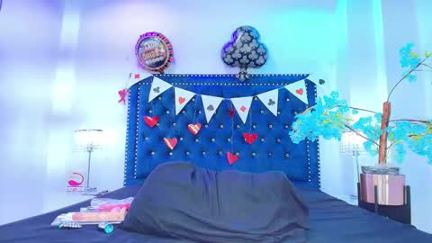 velora_nigth online show from February 19, 2026, 12:06 am