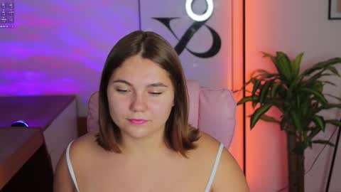 Snapshot of velvet__doll chatting on October 1, 2025, 12:00 pm velvet__doll online show from October 1, 2025, 12:00 pm