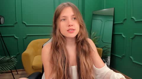 Snapshot of velvet_cherry chatting on January 12, 2025, 3:25 pm velvet_cherry online show from January 12, 2025, 3:25 pm