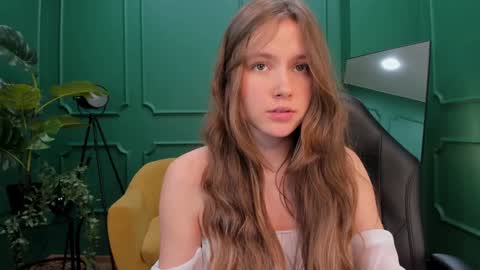 Snapshot of velvet_cherry chatting on January 23, 2025, 7:51 pm velvet_cherry online show from January 23, 2025, 7:51 pm