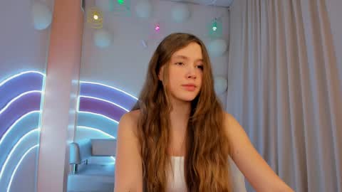 Snapshot of velvet_cherry chatting on February 7, 2025, 3:30 pm velvet_cherry online show from February 7, 2025, 3:30 pm