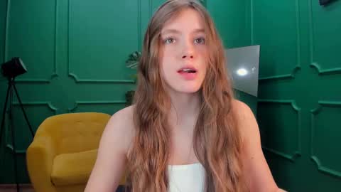 Snapshot of velvet_cherry chatting on February 13, 2025, 6:38 pm velvet_cherry online show from February 13, 2025, 6:38 pm