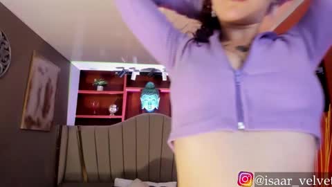 Snapshot of velvet_dreams_ chatting on January 17, 2026, 11:37 am Isabella online show from January 17, 2026, 11:37 am