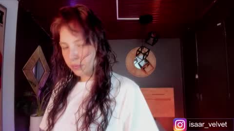 Snapshot of velvet_dreams_ chatting on March 16, 2026, 11:25 am Isabella online show from March 16, 2026, 11:25 am