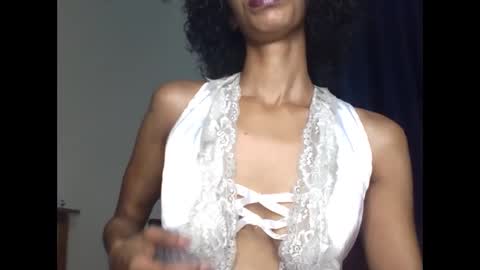 Snapshot of velvetbrownn chatting on April 12, 2026, 1:54 am velvetbrownn online show from April 12, 2026, 1:54 am