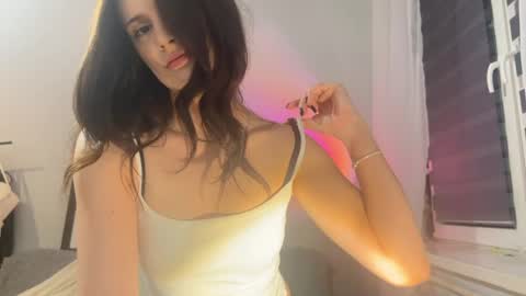 Emma online show from June 3, 2026, 8:58 pm