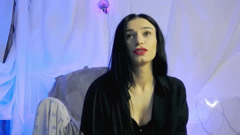 velvetnovaa online show from October 27, 2025, 7:01 am