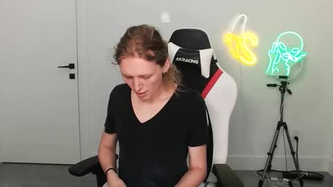 VelvetTGirl online show from February 10, 2026, 10:47 pm