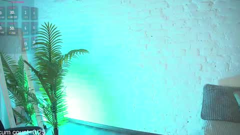 Snapshot of velvetvalkyries chatting on February 5, 2025, 6:04 pm CLEOshort hair TIna long hair online show from February 5, 2025, 6:04 pm