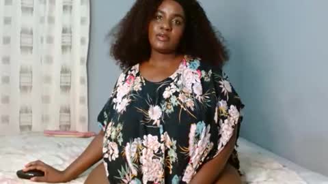 Snapshot of velvetychocolate1 chatting on February 5, 2026, 1:21 am velvetychocolate1 online show from February 5, 2026, 1:21 am