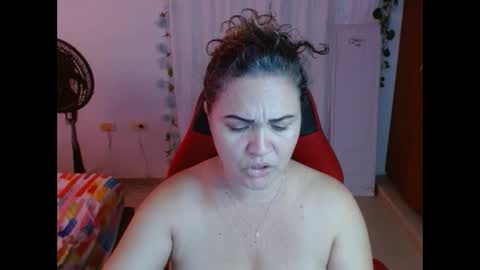 Snapshot of venecasexy44 chatting on September 10, 2025, 1:22 pm venecasexy44 online show from September 10, 2025, 1:22 pm