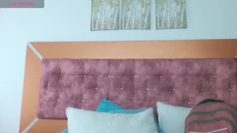 Snapshot of vennuss_89 chatting on January 7, 2025, 1:24 pm venus online show from January 7, 2025, 1:24 pm