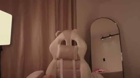 Snapshot of venus_art11 chatting on September 22, 2025, 2:13 am venus_art11 online show from September 22, 2025, 2:13 am