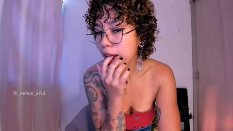 Snapshot of venus_azul chatting on October 9, 2025, 2:26 pm JulietaIndependent Model venus azul online show from October 9, 2025, 2:26 pm