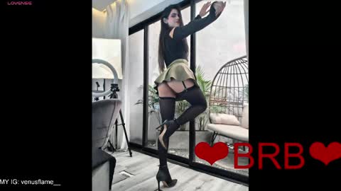 Snapshot of venus_flame chatting on April 19, 2026, 11:42 am VENUS online show from April 19, 2026, 11:42 am