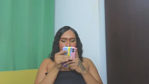 Luisa online show from December 5, 2024, 2:09 am