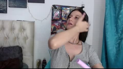 venusHelp me reach 100 like honey online show from February 23, 2025, 3:56 am