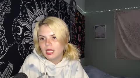 Miss Venus online show from September 16, 2025, 11:06 pm