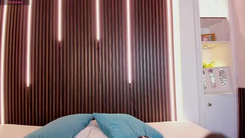 Venus Cooper Everyday From 1400 to 2200 Col Time online show from April 14, 2026, 6:47 pm