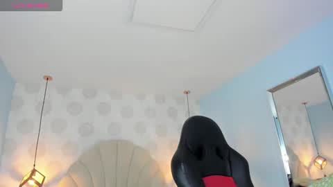 VENUS online show from March 24, 2026, 12:43 pm