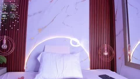 Venus online show from September 30, 2025, 8:14 pm