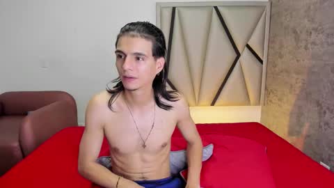 venuss09 online show from February 4, 2026, 9:09 pm