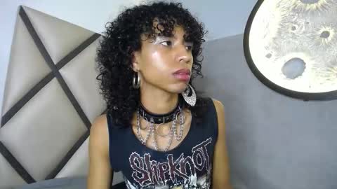 venuss_03 online show from January 17, 2026, 3:44 am