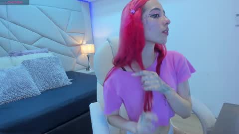 venusxneo online show from October 11, 2025, 8:18 pm