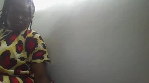 vera_bright online show from February 11, 2025, 7:12 am