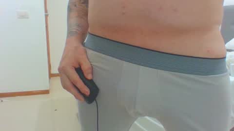 Snapshot of vergagolosa22 chatting on October 3, 2025, 4:42 am vergagolosa22 online show from October 3, 2025, 4:42 am