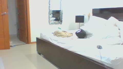 Snapshot of vergagolosa22 chatting on October 13, 2025, 8:36 am vergagolosa22 online show from October 13, 2025, 8:36 am