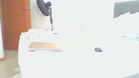 Snapshot of vergagolosa22 chatting on October 13, 2025, 8:42 pm vergagolosa22 online show from October 13, 2025, 8:42 pm