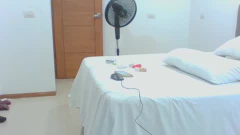 Snapshot of vergagolosa22 chatting on October 26, 2025, 4:46 pm vergagolosa22 online show from October 26, 2025, 4:46 pm