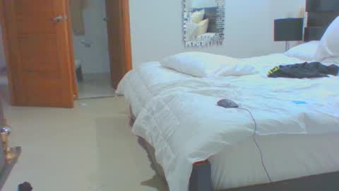 Snapshot of vergagolosa22 chatting on November 2, 2025, 8:33 pm vergagolosa22 online show from November 2, 2025, 8:33 pm