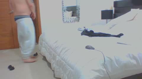 Snapshot of vergagolosa22 chatting on November 3, 2025, 8:37 am vergagolosa22 online show from November 3, 2025, 8:37 am