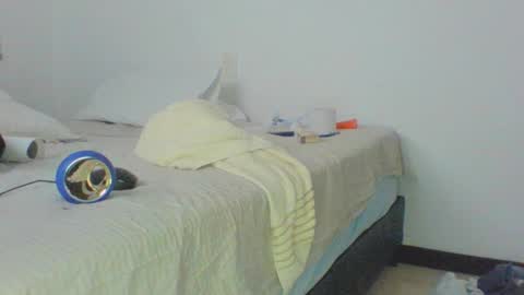 vergagolosa22 online show from April 11, 2026, 9:57 am