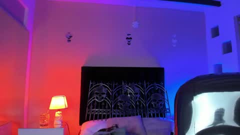 vergil_noir online show from May 8, 2026, 3:56 am
