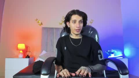 vergil_noir online show from May 21, 2026, 5:03 am