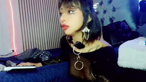 Snapshot of verhona_vlad chatting on March 8, 2025, 2:40 pm verhona_vlad online show from March 8, 2025, 2:40 pm