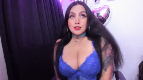  karolina online show from February 9, 2025, 3:32 am