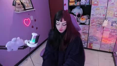     online show from October 14, 2025, 11:38 pm