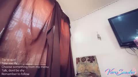 Snapshot of veroalva chatting on April 29, 2026, 6:47 pm Vero Alva online show from April 29, 2026, 6:47 pm