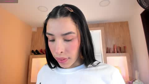 Snapshot of veronica_garciaa chatting on May 27, 2026, 4:26 pm Johovanna online show from May 27, 2026, 4:26 pm