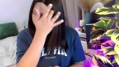 Snapshot of veronica_kate25 chatting on October 21, 2025, 8:42 pm veronica_kate25 online show from October 21, 2025, 8:42 pm