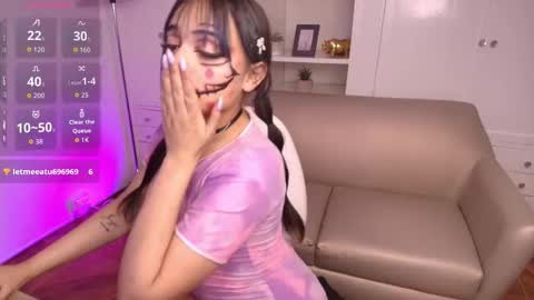 Snapshot of veronica_lax chatting on October 31, 2025, 6:31 pm Veronica online show from October 31, 2025, 6:31 pm