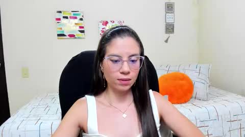 Snapshot of veronicamiller22 chatting on September 14, 2025, 2:44 am Veronica Miller online show from September 14, 2025, 2:44 am