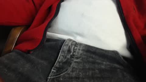 Erik online show from January 12, 2025, 2:41 pm